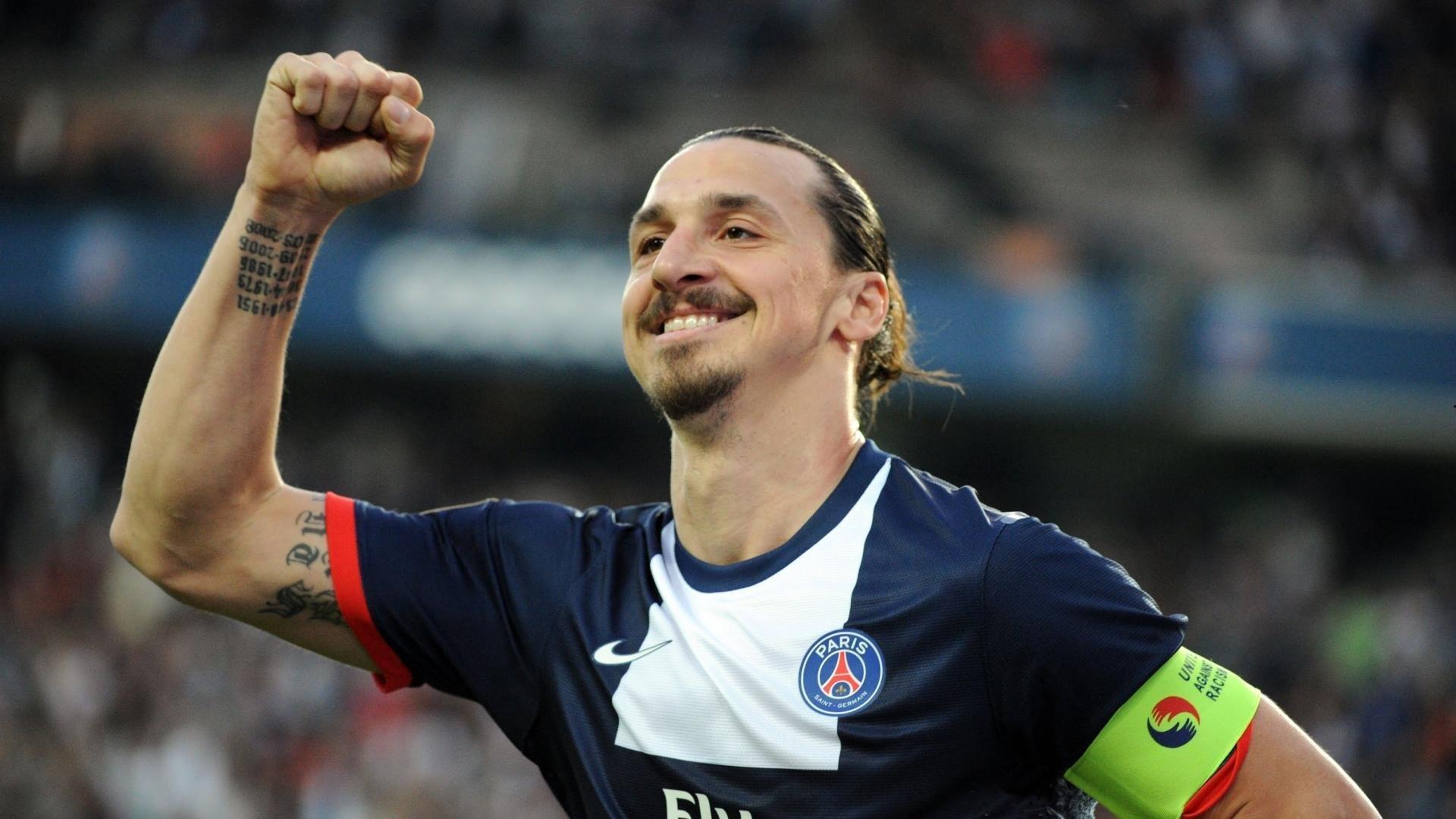 亚冠联赛激战正酣 中超双雄遭遇强敌考验